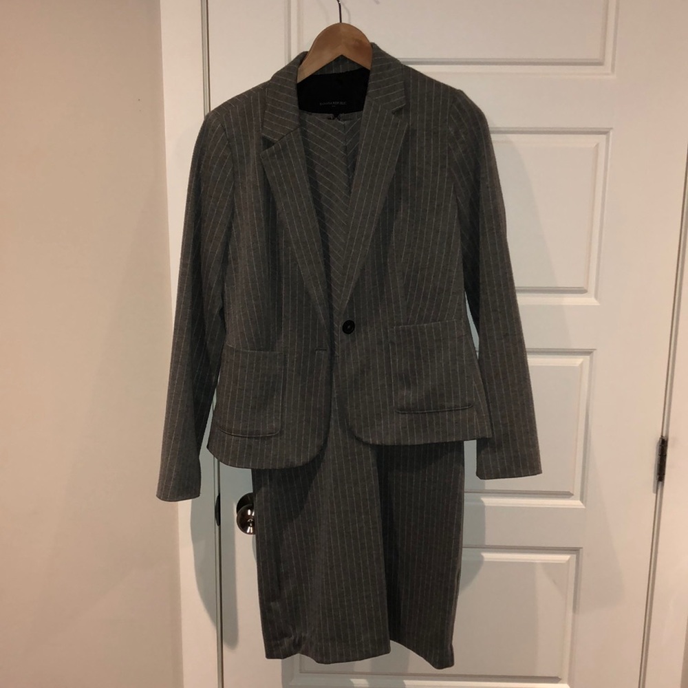 Banana Republic grey tailleur